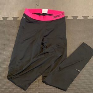 Nike Pro leggings
